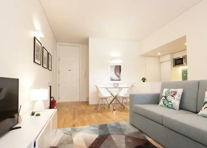 Hm - Cedofeita 500e * Oporto